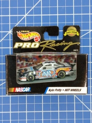 Pontiac Grand Prix #44 Hot Wheels PRO Racing Kyle Petty #20072 Blues Brothers Foto 1 de 4