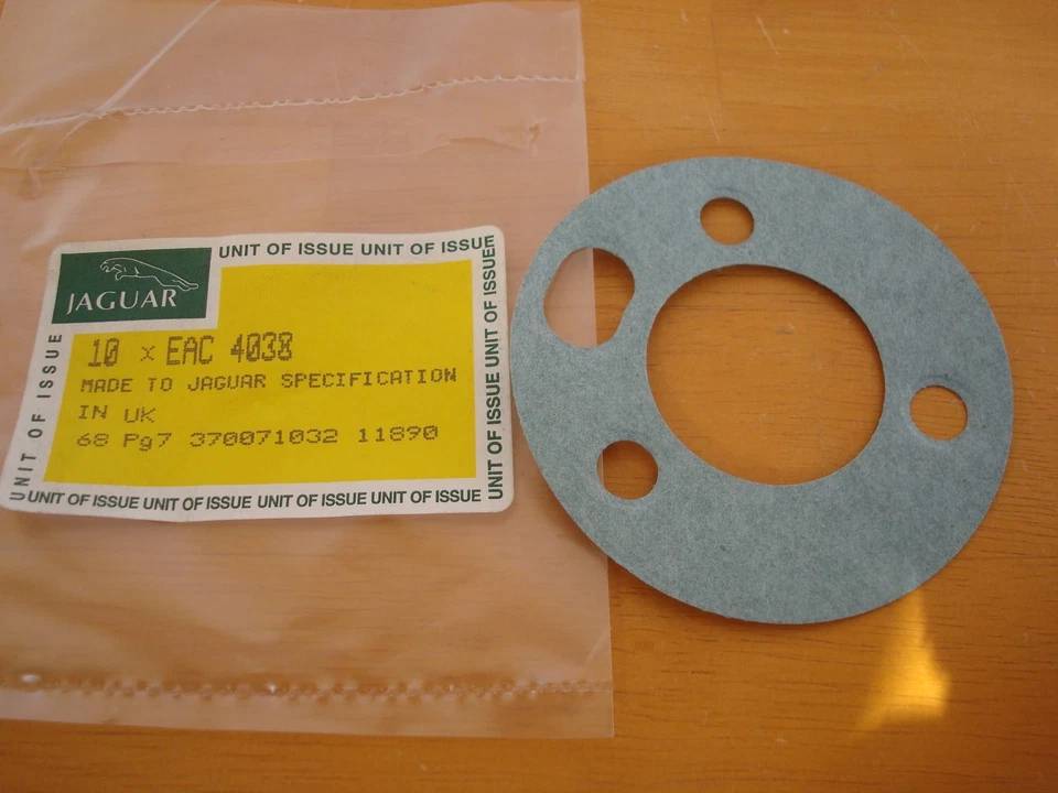 NEW GENUINE JAGUAR XJS 93 94 95 96 AUXILIARY SHAFT HOUSING GASKET EAC4038 - Image 1 of 1