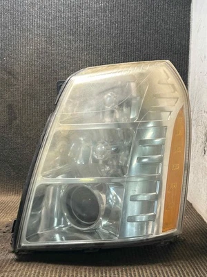 Fits 2007-2009 Escalade ESV Left Headlight Assembly OEM#:25897648 - Image 1 of 4