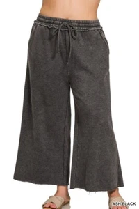 ZENANA ASH BLACK PLUS ACID WASH FLEECE CROP SWEATPANTS WITH POCKETS - Picture 1 of 3
