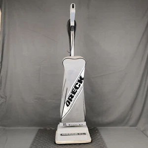 Oreck XL2605HH XL Classic Upright Vacuum Cleaner With Instruction Manual Grey - Picture 1 of 21