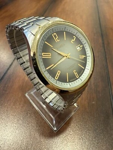 Orologio Uomo Timex VINTAGE Indiglo Calendario Perpetuo Cinturino Acciaio Inox Funzionante - Foto 1 di 8