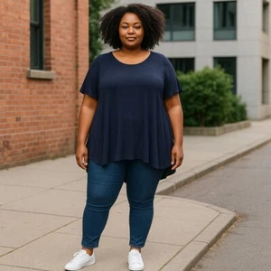 Camiseta Lane Bryant Max Swing Manga Perfecta Cuello Barco 26/28 Pliegues de Hombro - Negra - Imagen 1 de 5