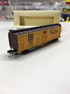 Bachmann N Scale SFRD Santa Fe 5443 Texas Chief 51’ Plug Door Boxcar (33) - Picture 1 of 11