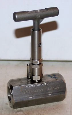 3/4" NPT SS Needle Valve (6000 PSI)  Tyco Anderson Greenwood H7VIS-6Q-LAT-PD - Image 1 of 4