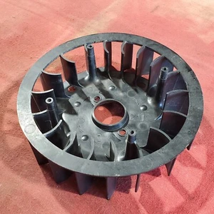 Ventilador de volante Briggs & Stratton 791236 genuino - Imagen 1 de 5