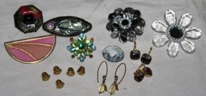 Posten Modeschmuck - Broschen / Ohrringe / Buddha Perlen (62) - Bild 1 von 5