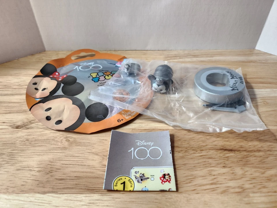 Disney Tsum Tsum 100 years Of Wonder Series 3 - SILVER STEAMBOAT MICKEY (RARE) - Image 1 of 4
