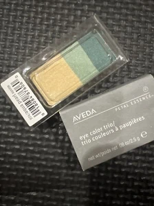 Aveda Petal Essence Eye Color Trio- Aqua Pearl 974 - Picture 1 of 3
