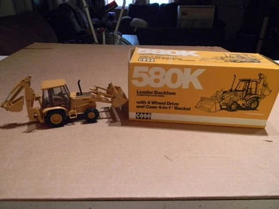 1:35 Conrad Case 580K Loader Backhoe 4 Wheel Drive 4-in-1 Bucket New - Image 1 of 4