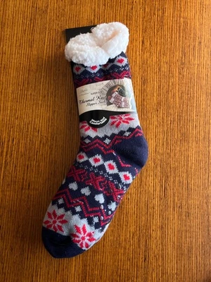 NEW WITH TAG Christmas Poinsettia & Hearts Thermal Knit Slipper Socks Super Soft - Image 1 of 4