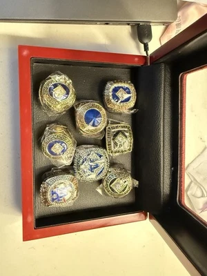 Juego de anillos réplica hechos por fans de los Dodgers con vitrina - Coleccionable conmemorativo 8 piezas Foto 1 de 4