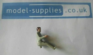Dinky reproduction painted Grey metal Civilian driver - fits Dinky 131 & 132 - Picture 1 of 1
