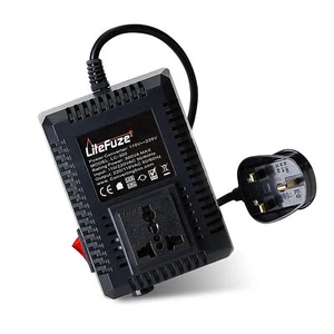 LiteFuze LC-300UK 300W Travel Voltage Converter - UK Cord - Step Up/Down - Afbeelding 1 van 10