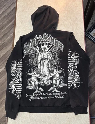 Moletom com capuz Fresh Laundry Saint & Sinner com bolso - Imagem 1 de 4