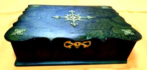 OLD ENGLISH PAPER MACHE FAUX MALACHITE DESK SET with inkwell & pen/ nib tray - Picture 1 of 24