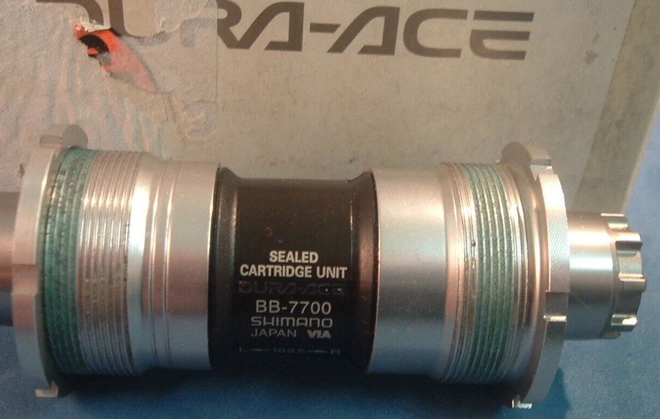 Shimano Dura Ace Bb-7700 Bottom Bracket 109mm English Thread 68mm 9 Speed