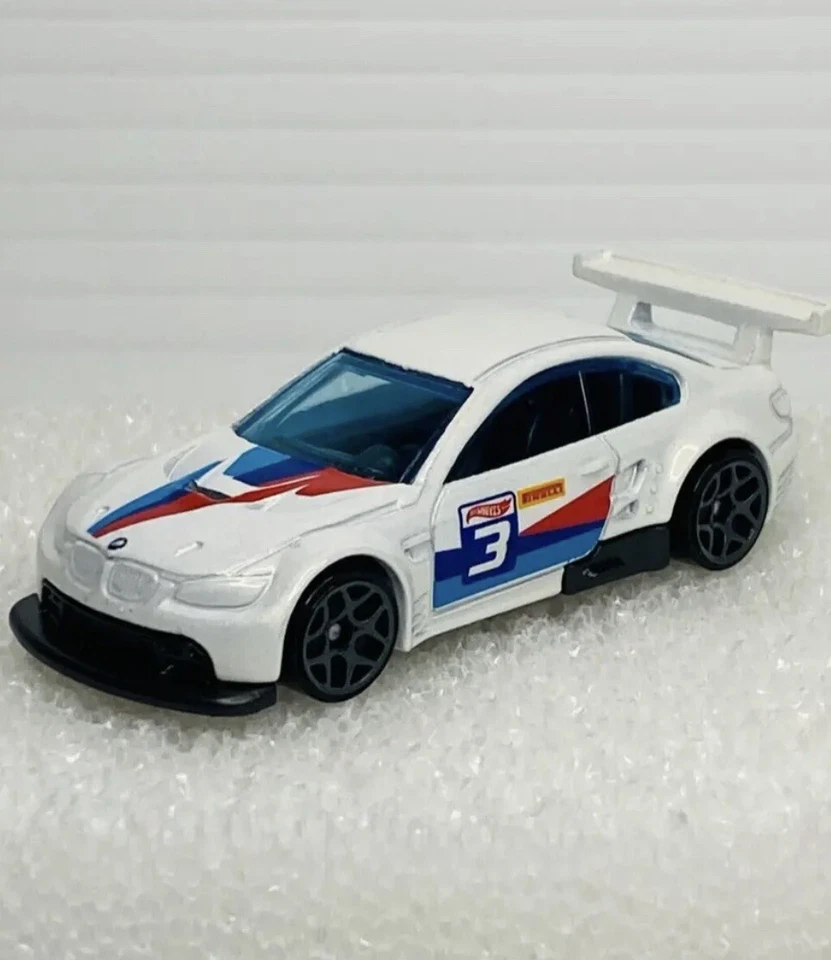 BMW M3 GT2 2021 Hot Wheels - blanco - HW Race Day 4/10 57/250 - nuevo suelto Foto 1 de 1