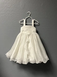 David’s Bridal Toddler Girl’s Flower Girl Dress 3D Flowers Size 3T - Picture 1 of 11