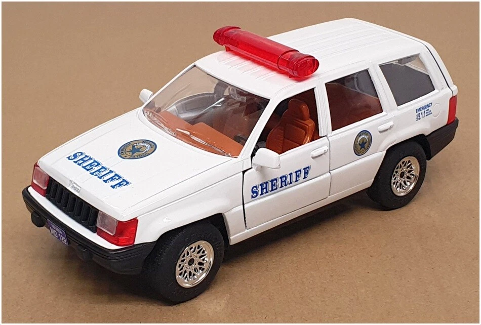 Majorette 1/24 Scale 4110 - Grand Cherokee Nevada Sheriff - White - Image 1 of 4