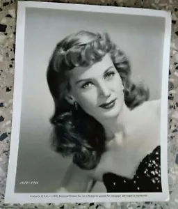 Real Photo Isa Miranda Italian Actress 1945 9 3/4" x 8" Aprox - Picture 1 of 1