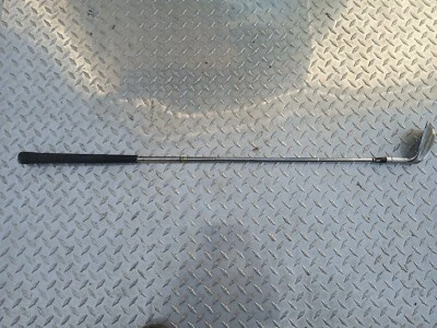 Cuña de arena Wilson Prestige Laura Baugh/derecha damas acero  Foto 1 de 4