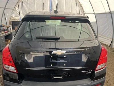 Used Deck Lid fits: 2016 Chevrolet Trax solar tint opt AKP w/rear view camera op Foto 1 de 4