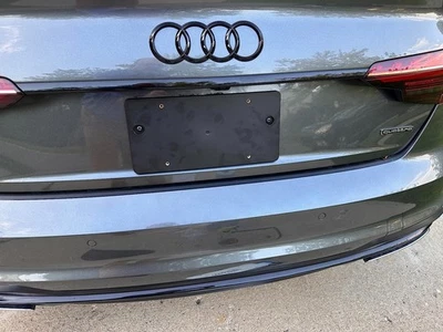 Suporte de montagem de etiqueta de placa traseira para AUDI allroad 2013-2016 novo - Imagem 1 de 4