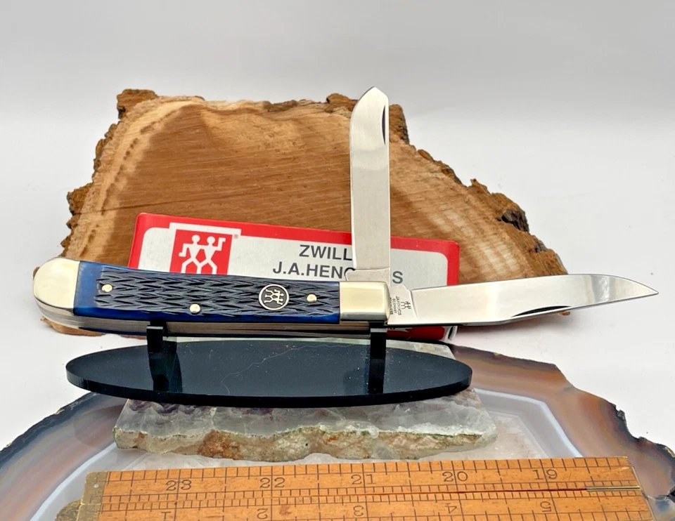 Rare ZWILLING J.A. HENCKELS HK5BP 2 Blade Trapper Blue Bone Solingen --217.25 - Image 1 of 4
