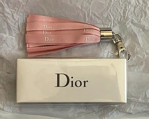 [Nuovo con Scatola] Dior Cosmetic Novità Nappa Charm Bambino Rosa/Argento Portachiavi Charm - Foto 1 di 4