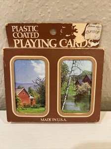 VINTAGE PLASTIC COATED PLAYING CARDS FARM HOUSES UNITED STATES COMPANY FREE SHIP - Picture 1 of 7