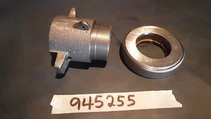 Throw out bearing and carrier Fits Willys jeep MB GPW CJ2A M38 G503 M38A1  - Picture 1 of 3