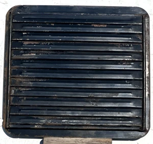 1915-25 FORD MODEL T WINTERFRONT SHUTTERFRONT RADIATOR COVER - Picture 1 of 8