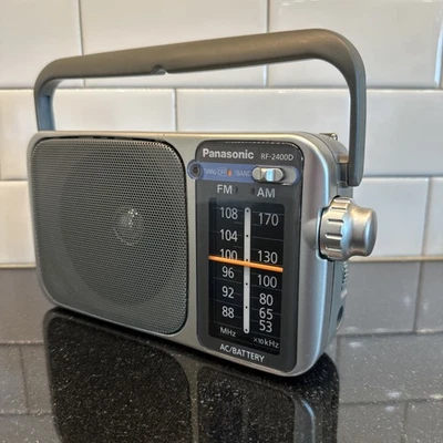 Panasonic AM/FM Radio RF-2400D 2-Band Receiver Silver Battery Tested No A/C Cord - Image 1 of 4