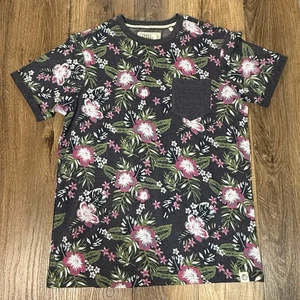 Free Planet T-Shirt Herren Small Floral Pocket Tropical Beach Preppy - Bild 1 von 8