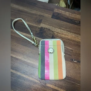 COACH POPPY SEQUINED STRIPE WRISTLET GOLD PHONE Carrier - Picture 1 of 7
