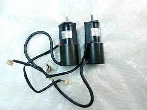 YASKAWA SGM-01AWSU12 SERVO MOTOR  100W  200v_or with motor Brake24V - Picture 1 of 7