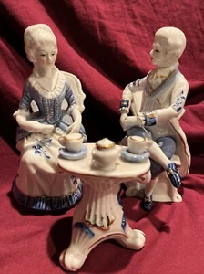 Vintage Deville Colonial porcelain Gentleman and Lady made in Taiwan - Picture 1 of 5