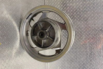 Llanta trasera Honda Magna 750 1995 VF750C  Foto 1 de 4