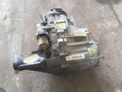 2008 Chevrolet Tahoe Transfer Case Assembly OEM - Image 1 of 4