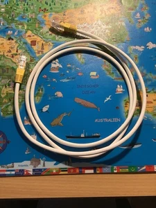 Ethernet-Kabel (LAN-Kabel) mit gelben RJ45-Steckern - Afbeelding 1 van 1