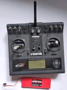 Robbe Futaba FX20 2,4 Ghz Top FX 20 mit Akku - Imagen 1 de 4