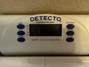 Detecto 8440 Digital Baby Scale w/ Tray, Max 44lbs, 21"L x 14"W Tray -  - Picture 1 of 2