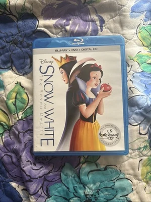 Snow White and the Seven Dwarfs (Blu-ray, 1937) - Image 1 of 4
