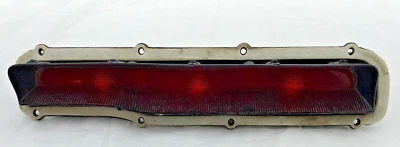 Dodge Charger 1969 1970 luz trasera luz trasera lente carcasa Mopar lámpara de freno moldura Foto 1 de 4