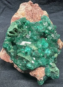 Dioptasa y malaquita y cuarzo 48072 - Imagen 1 de 6