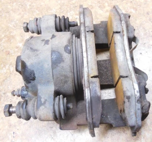 1999 Jeep Wrangler 4.0 L 6 Cylinder Right Front Disk Brake Caliper 99 1998 1997  - Picture 1 of 2