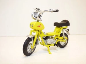 Scooter 50cc ITALJET GO GO jaune 1/18 - Picture 1 of 1