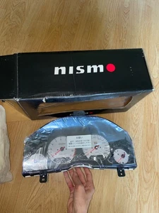 NISMO WHITE CLUSTER METER SKYLINE GTR R34 BNR34 RARE NEW HKS RB26 DASH SPEED - Picture 1 of 9