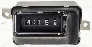 NOS 1976-79 CADILLAC SEVILLE DASH CLOCK WORKS FINE NEW OLD STOCK - Picture 1 of 6